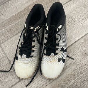Under Armour Boys Cleats Size Size 2.5 Baseball